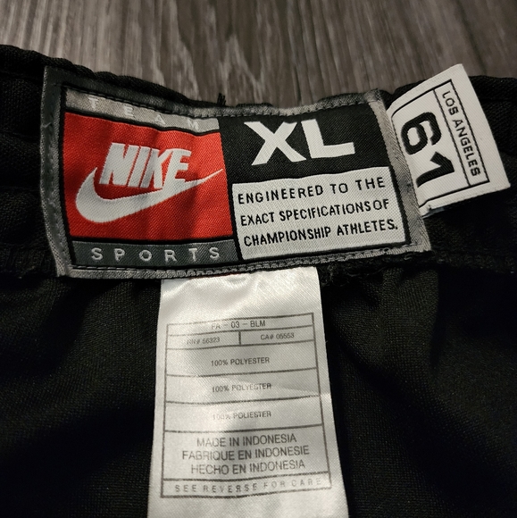 Vintage x 90s Nike Team Sport NBA LA Lakers ThrowbackCourtside Warm Up Pants - Picture 5 of 7